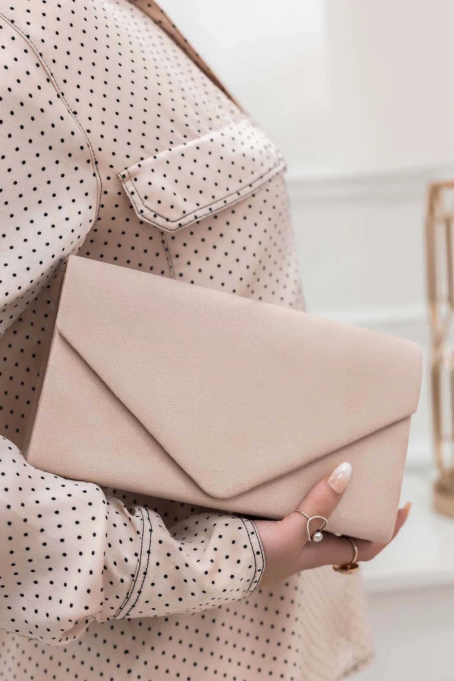 Borsa - pochette B205 beige scamosciata